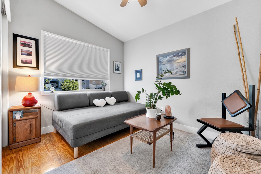 Light-filled front bedroom! - 171 Comanche