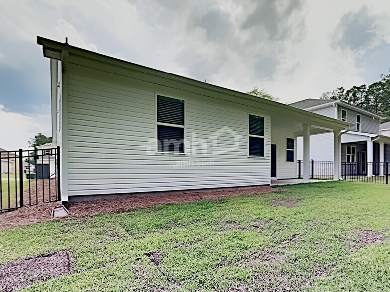 Building Photo - 406 Ronter Ct