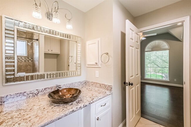 Building Photo - 3314 Winding Lake Way