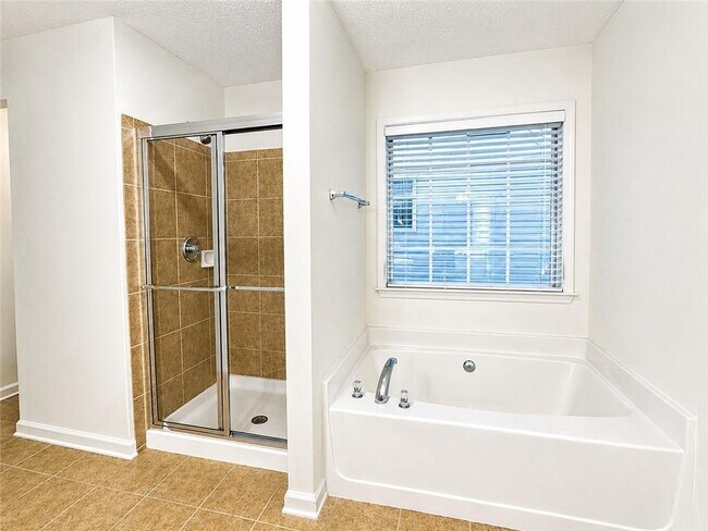 Building Photo - 8835 Grappe Trace
