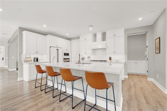 Building Photo - 2658 Catania St