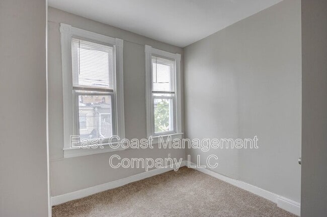 Building Photo - 237 N Luzerne Ave