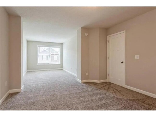 Building Photo - 10888 Fountain Pl N