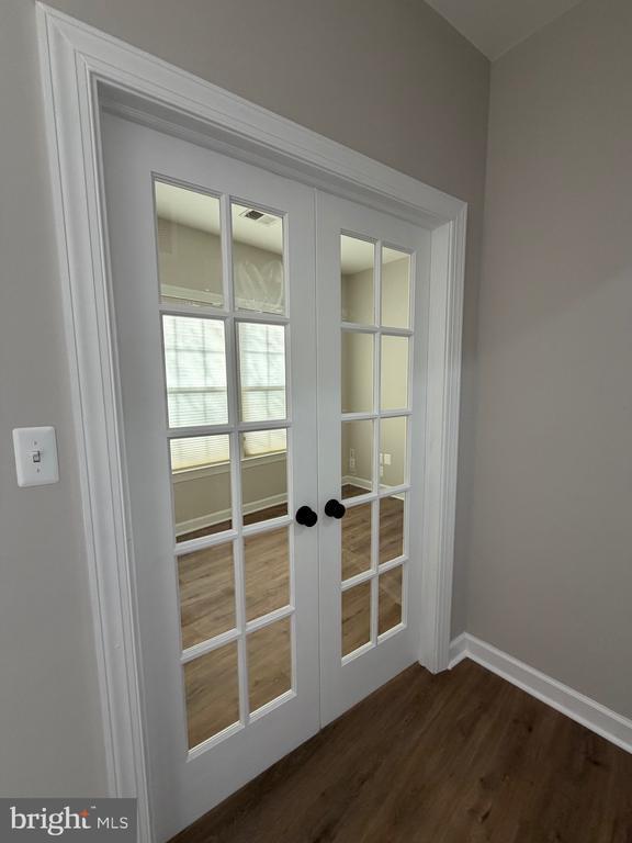 Building Photo - 7704 Water St