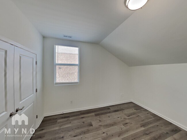 Building Photo - 4607 Kobus Ct.