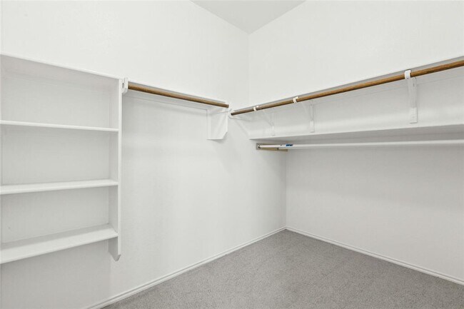 Building Photo - 11816 Monterosso Dr