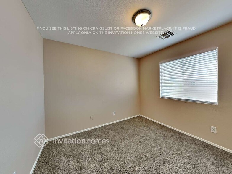 Building Photo - 14572 N 154th Ave