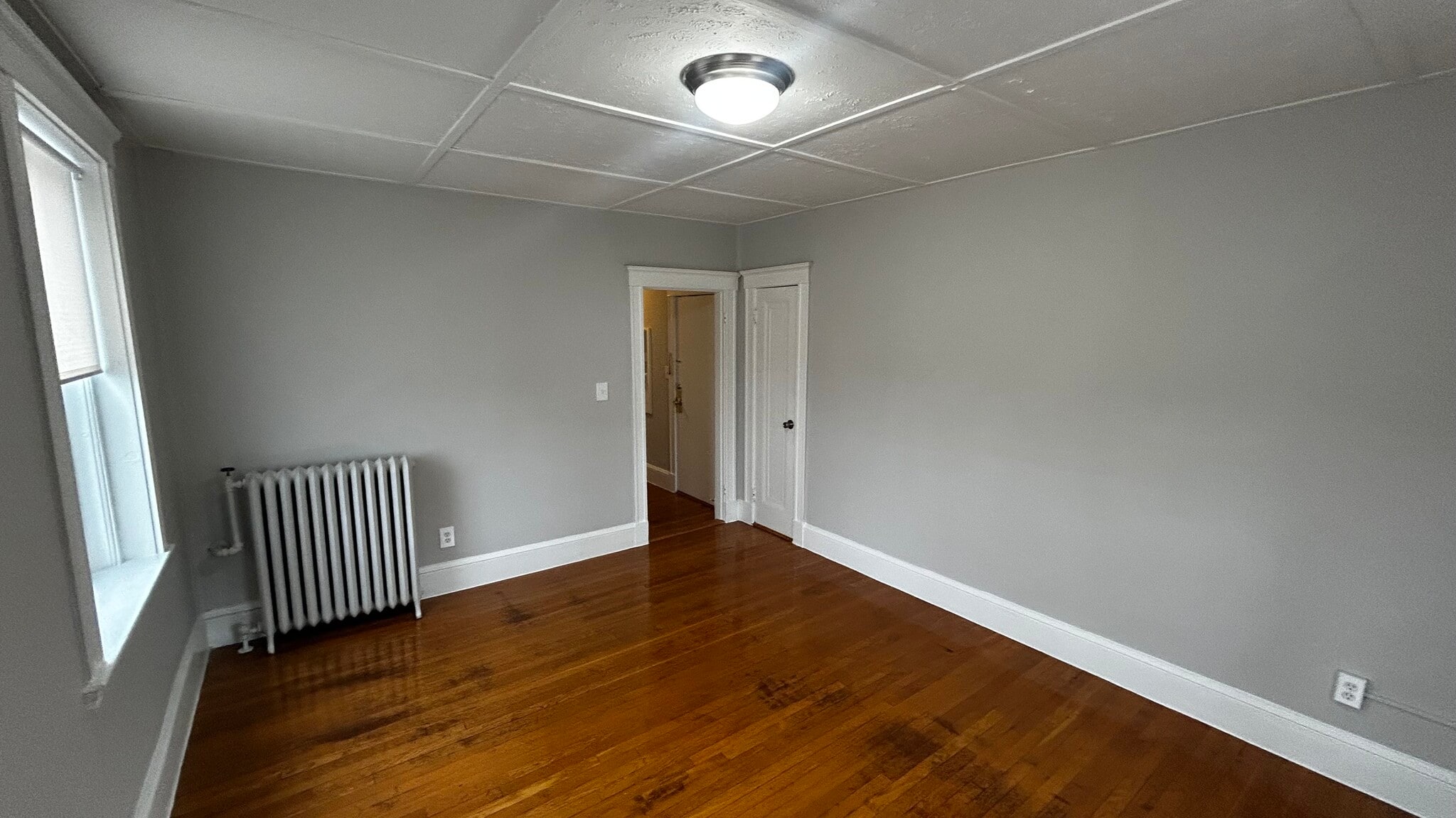 Building Photo - 30 Russell St