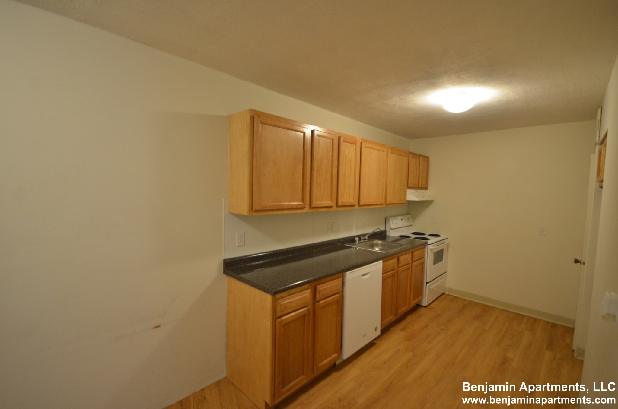 Building Photo - 6 Gerald Rd