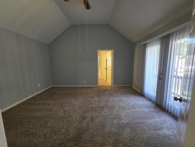 Building Photo - 4219 Meadowchase Ln