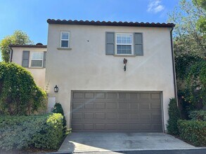 Building Photo - New! 3BD/2.5BA Two-Story Condo in Qual Hill Irvine! *MOVE-IN SPECIAL*