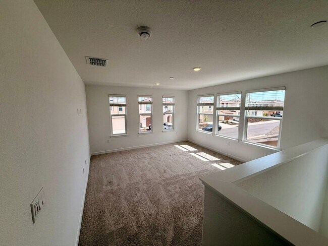 Building Photo - 12620 Hereford Ave