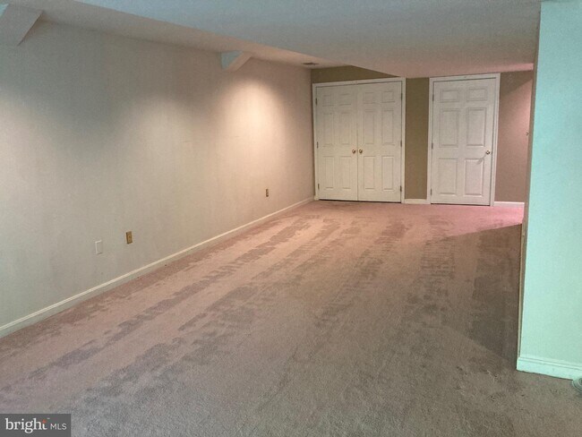 Building Photo - 126 Marsh Creek Dr