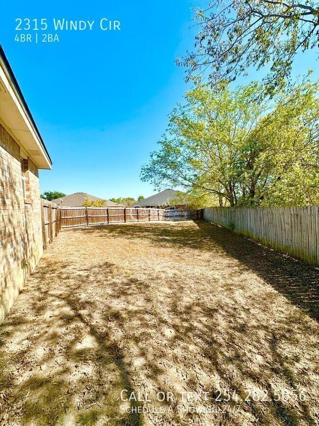 Building Photo - 2315 Windy Cir