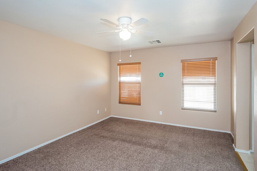 Building Photo - 2808 River Ranch Pl
