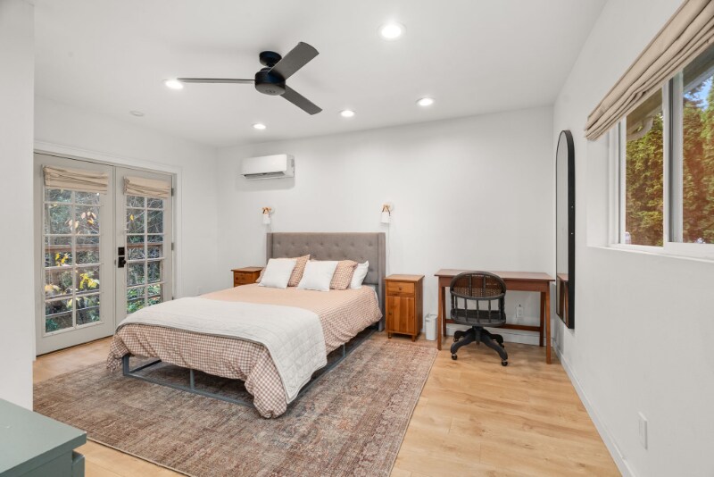 Building Photo - 7105 20th Ave SE