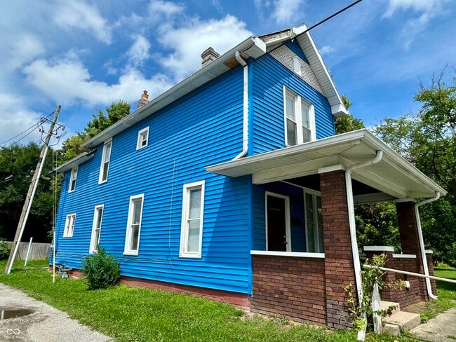 Building Photo - 316 W 29th St