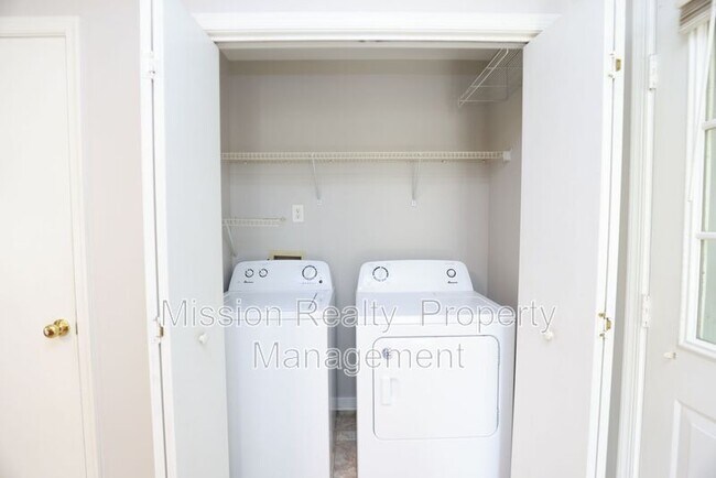 Building Photo - 11412 Bailey Mountain Trail