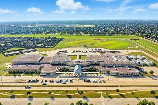 Building Photo - 26507 Grey Sparrow Dr