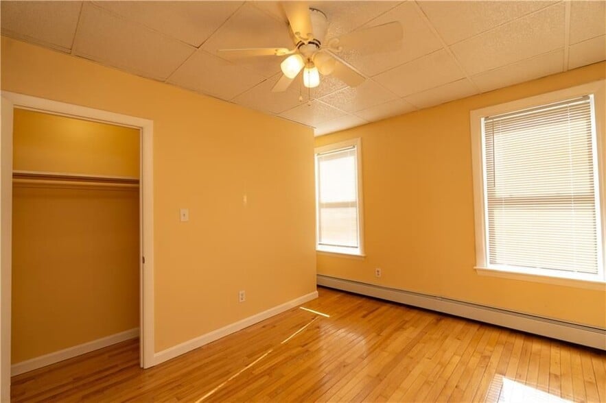 Building Photo - 43 Rivulet St