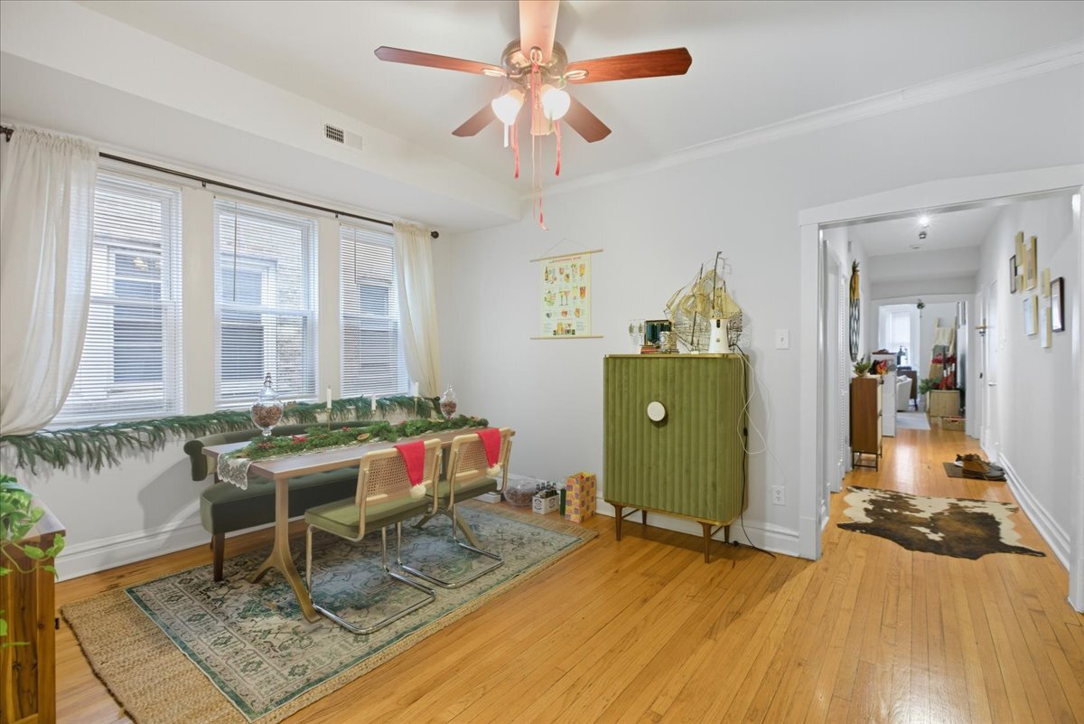 Building Photo - 1122 N Christiana Ave