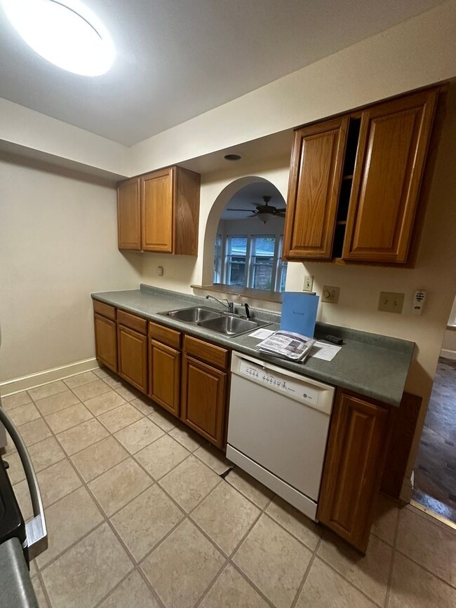 Building Photo - 36 Blodgett St