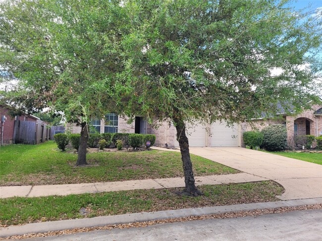 Building Photo - 11826 Fortune Park Dr