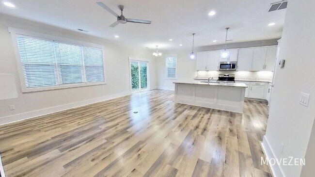 Building Photo - 6504 Oak Canopy Dr
