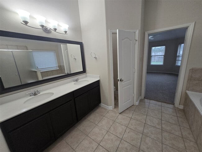 Building Photo - 9126 Monarch Field Ln