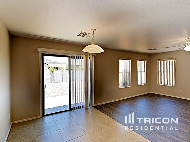 Building Photo - 45554 W Ranch Rd