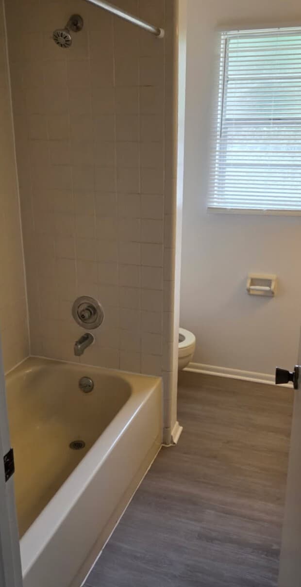 Building Photo - 6805 Bonavista Ct