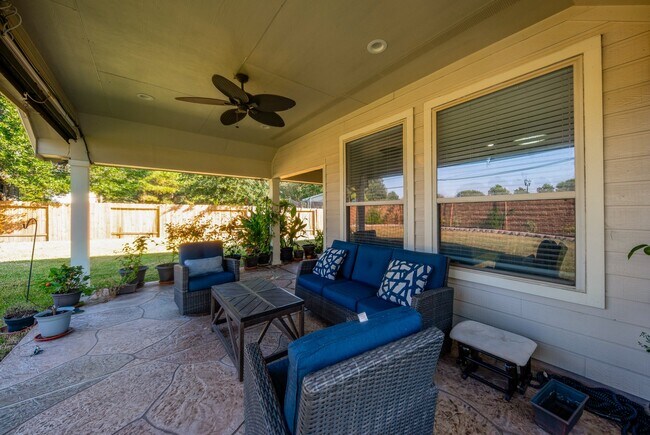 Building Photo - 9034 Necklace Tree Ln