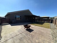 Building Photo - NW Visalia Home Coming Soon!