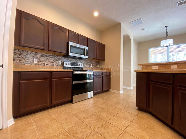 Building Photo - 13131 Penshurst Ln