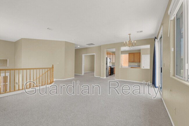 Building Photo - 224 Emerald Vista Way