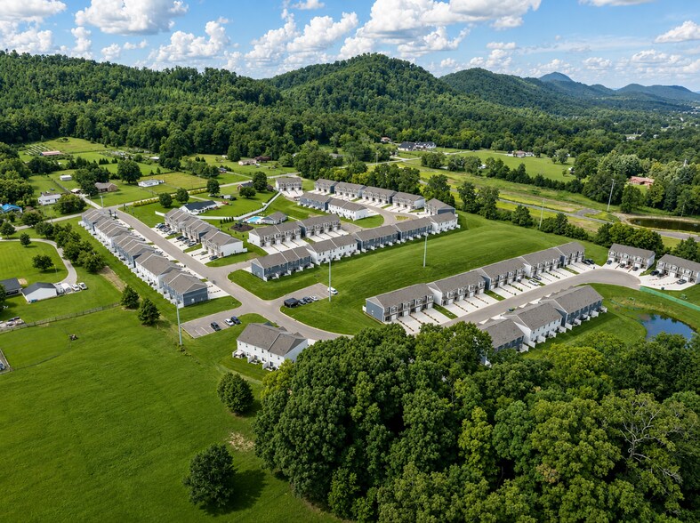 Building Photo - 7380 Valley Grove Ln