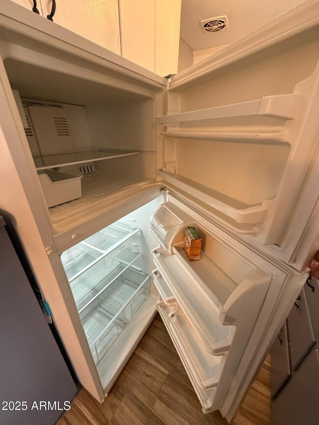 Building Photo - 1224 F Ave