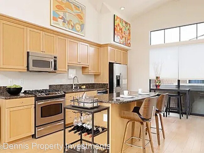 Primary Photo - 2 br, 2 bath House - 67 S Ash Street