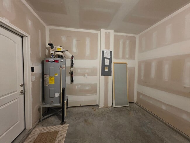 Building Photo - Move-In Ready Immaculate Townhome for Lease – Zoned for ALL Mt. Juliet Schools K–12