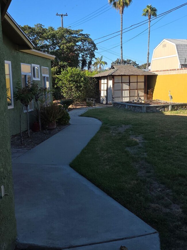 Building Photo - Beautiful Single Family in Garden Grove fo...