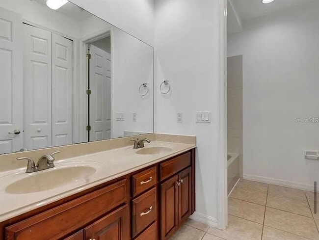 Building Photo - 2286 Chatham Pl Dr