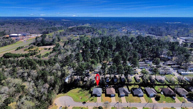 Building Photo - 228 Greenleaf St