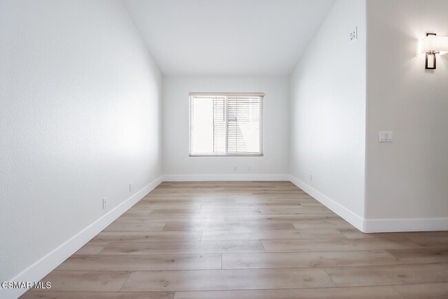 Building Photo - 5618 Silver Valley Ave