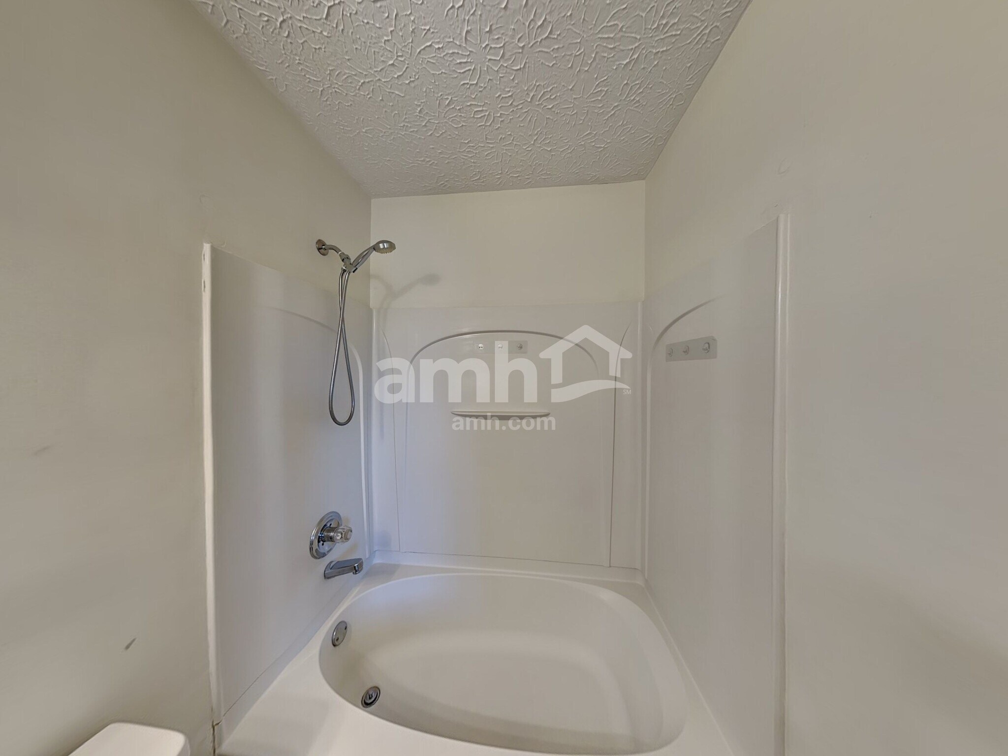 Building Photo - 928 Mahle Dr