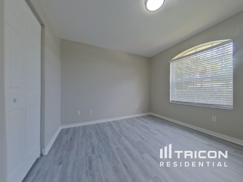 Building Photo - 3044 Juniper Dr