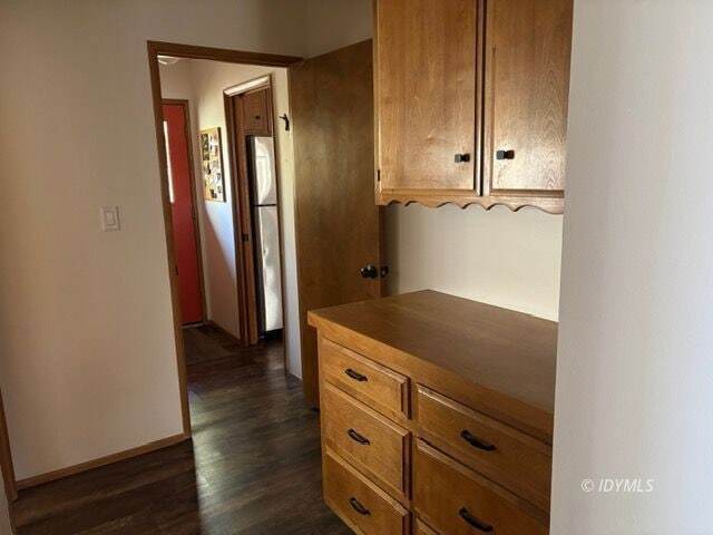 Building Photo - 25405 Seneca Dr