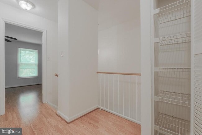 Building Photo - 14167 Royal Oak Ln