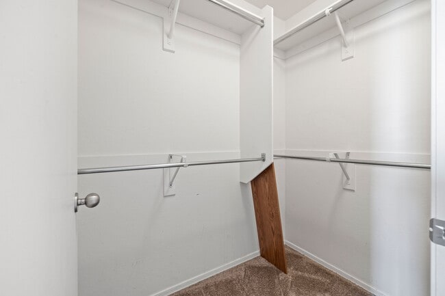 Building Photo - 6066 S Cedar Elm Ln