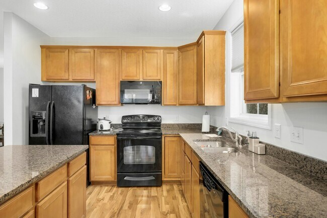 Building Photo - 10178 Indigo Dr