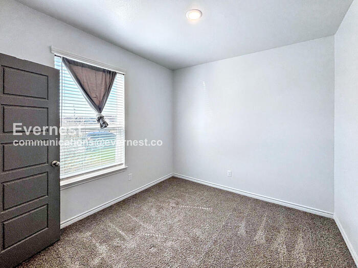 Building Photo - 8518 Trungle Rd